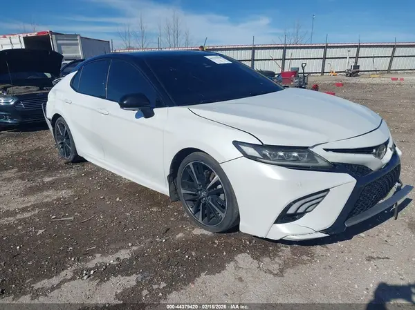 4T1B61HK3KU259513 2019 TOYOTA CAMRY - Image 1
