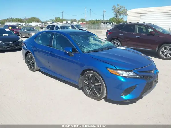 4T1B61HK3KU286288 2019 TOYOTA CAMRY - Image 1