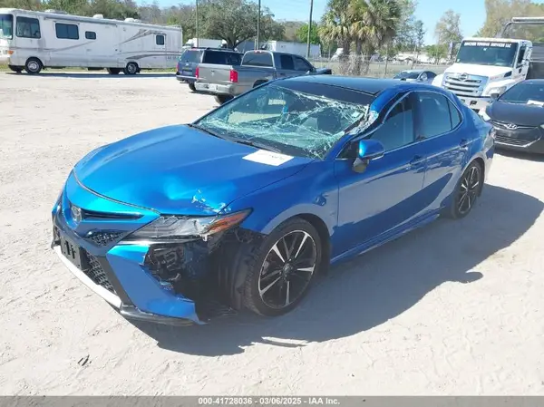 4T1B61HK3KU286288 2019 TOYOTA CAMRY - Image 2