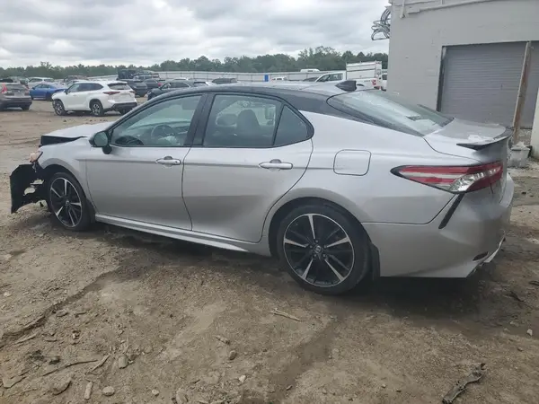 4T1B61HK3KU294956 2019 TOYOTA CAMRY - Image 2