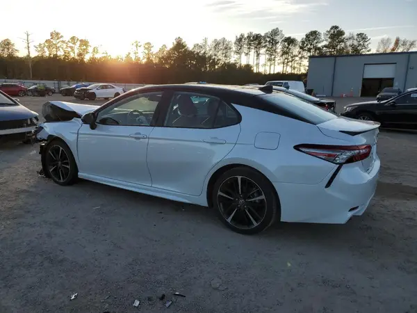 4T1B61HK3KU296934 2019 TOYOTA CAMRY - Image 2