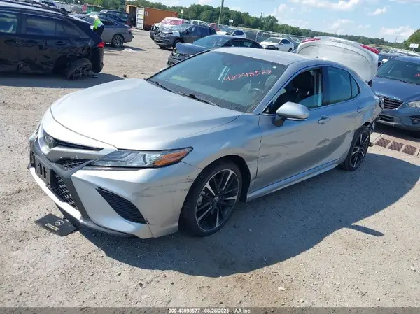 4T1B61HK3KU298182 2019 TOYOTA CAMRY - Image 2
