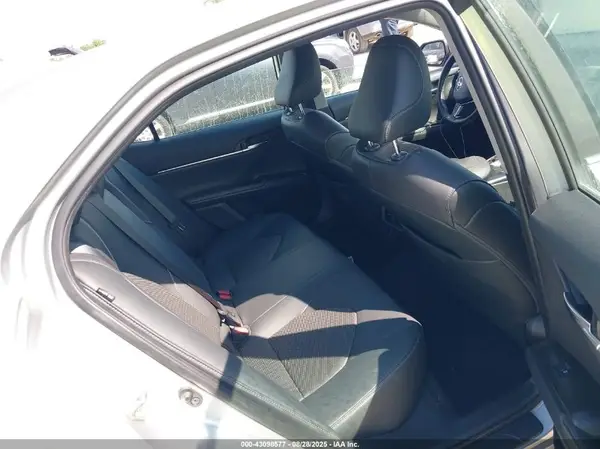 4T1B61HK3KU298182 2019 TOYOTA CAMRY - Image 8