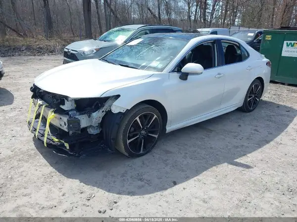 4T1B61HK3KU686948 2019 TOYOTA CAMRY - Image 2