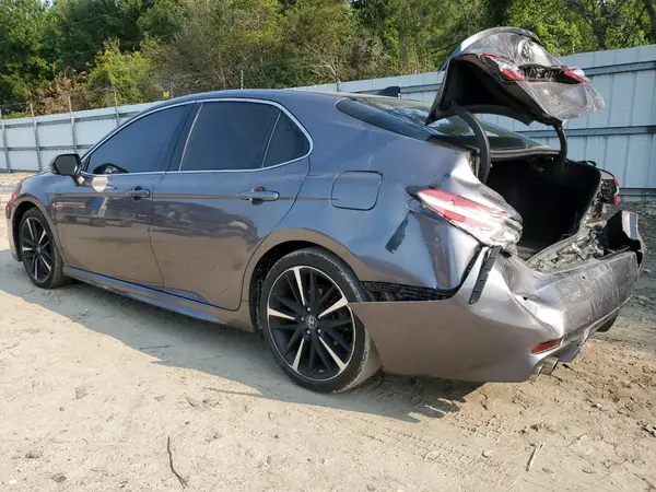 4T1B61HK3KU694127 2019 TOYOTA CAMRY - Image 2