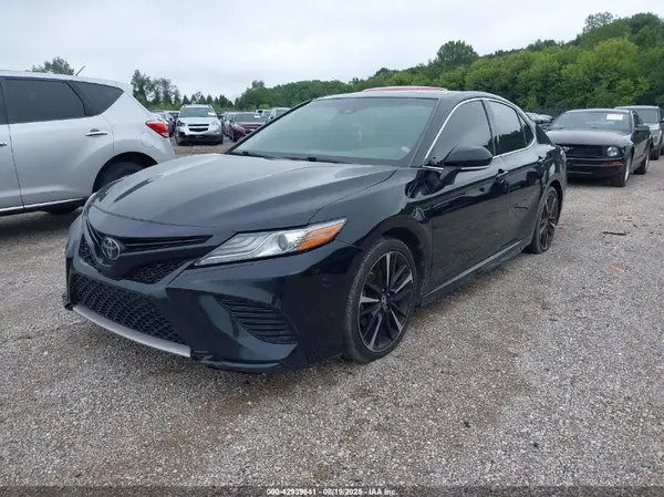4T1B61HK3KU727742 2019 TOYOTA CAMRY - Image 2