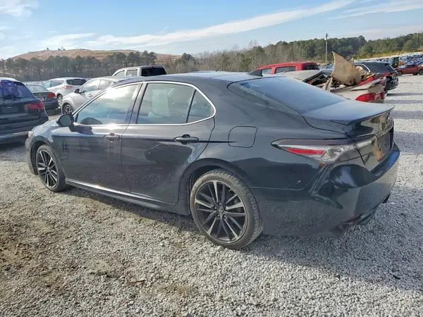 4T1B61HK3KU729488 2019 TOYOTA CAMRY - Image 2
