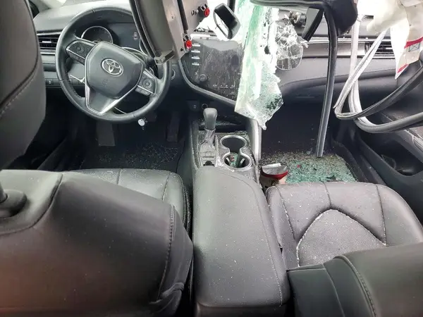 4T1B61HK3KU735761 2019 TOYOTA CAMRY - Image 8
