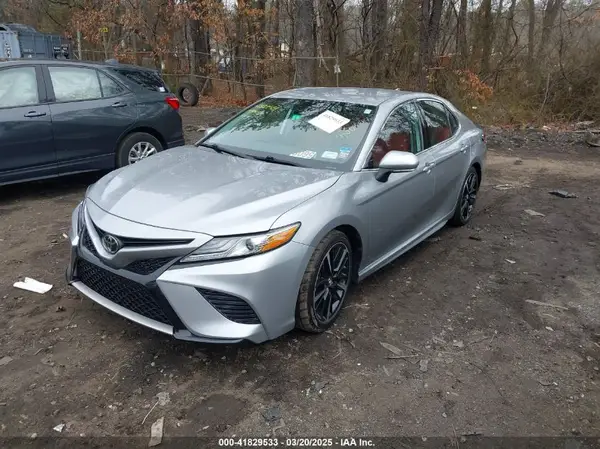 4T1B61HK3KU742158 2019 TOYOTA CAMRY - Image 2