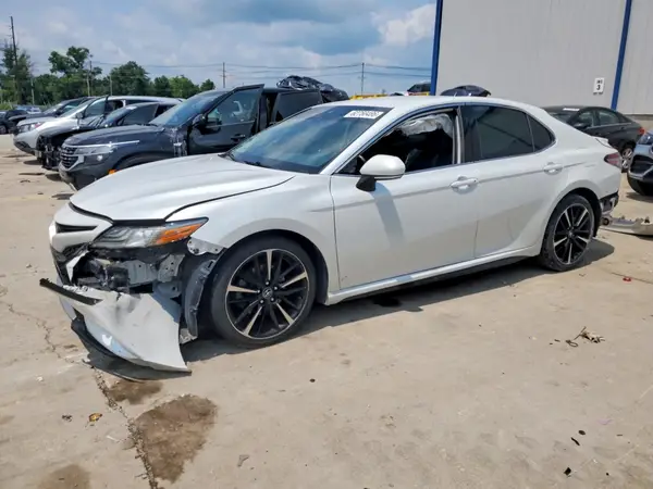4T1B61HK3KU752964 2019 TOYOTA CAMRY - Image 1