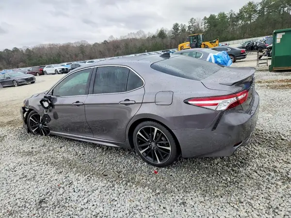 4T1B61HK3KU759283 2019 TOYOTA CAMRY - Image 2