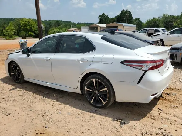 4T1B61HK3KU761874 2019 TOYOTA CAMRY - Image 2