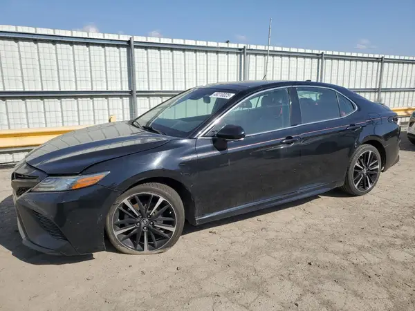 4T1B61HK3KU764158 2019 TOYOTA CAMRY - Image 1