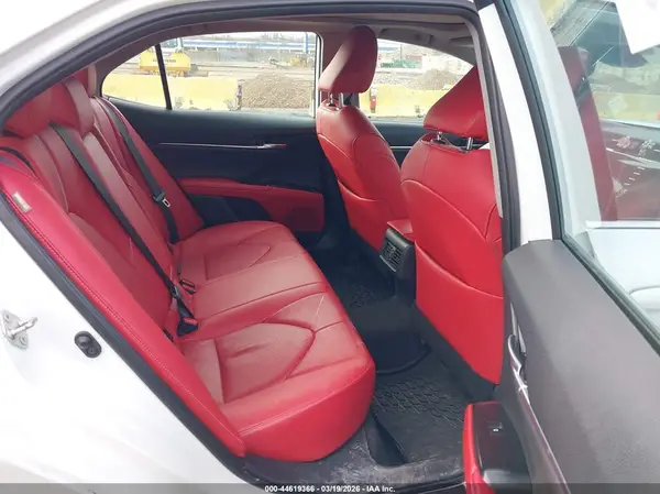 4T1B61HK3KU784586 2019 TOYOTA CAMRY - Image 8