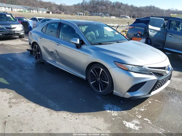 4T1B61HK3KU800236 2019 TOYOTA CAMRY - Image 1