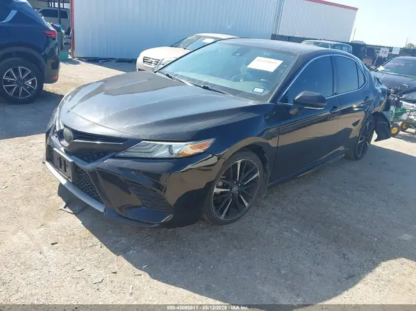 4T1B61HK3KU814492 2019 TOYOTA CAMRY - Image 2
