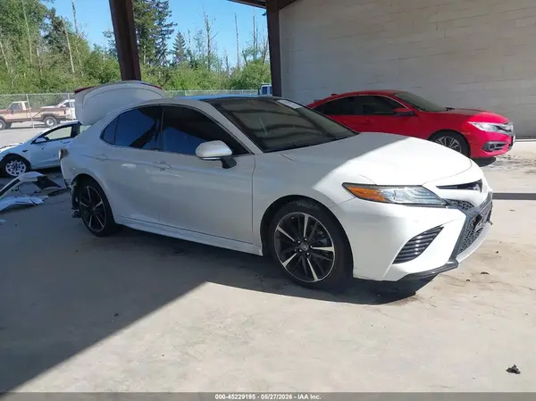 4T1B61HK3KU831504 2019 TOYOTA CAMRY - Image 1