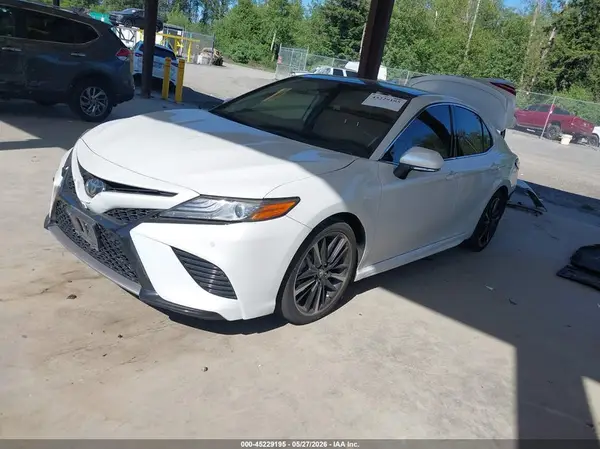 4T1B61HK3KU831504 2019 TOYOTA CAMRY - Image 2