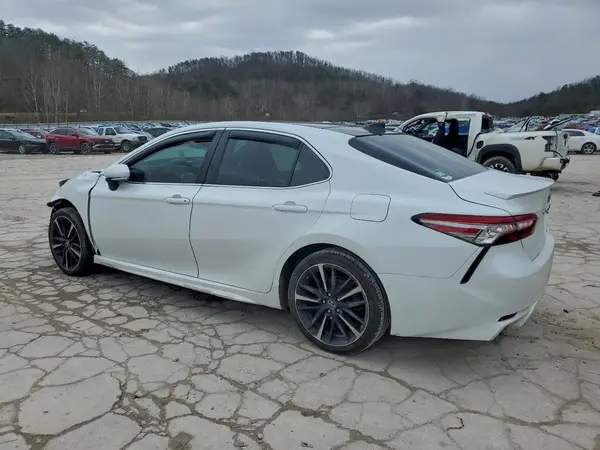 4T1B61HK3KU845712 2019 TOYOTA CAMRY - Image 2