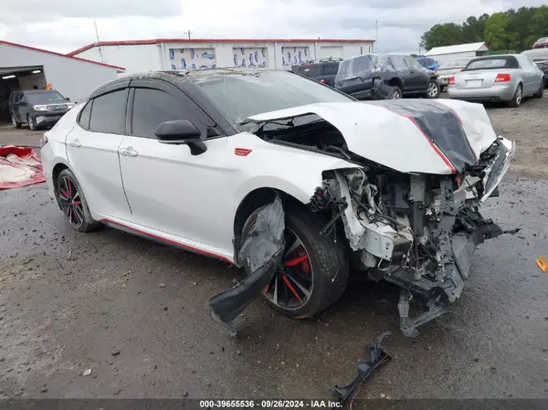 4T1B61HK4JU002441 2018 TOYOTA CAMRY - Image 1
