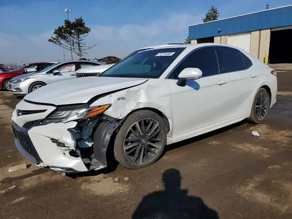 4T1B61HK4JU014220 2018 TOYOTA CAMRY - Image 1