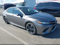 4T1B61HK4JU033169 2018 TOYOTA CAMRY