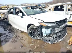 4T1B61HK4JU054202 2018 TOYOTA CAMRY