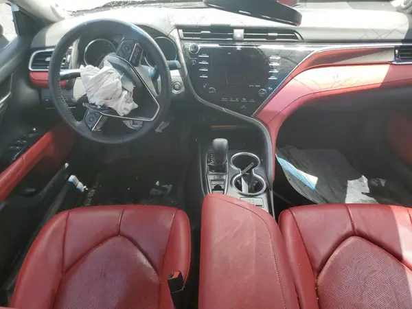 4T1B61HK4JU066267 2018 TOYOTA CAMRY - Image 8