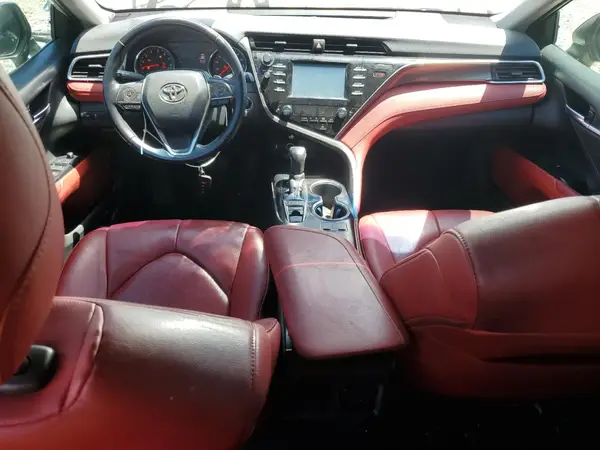 4T1B61HK4JU068441 2018 TOYOTA CAMRY - Image 8