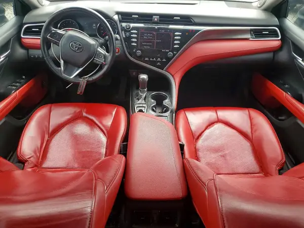 4T1B61HK4JU086714 2018 TOYOTA CAMRY - Image 8