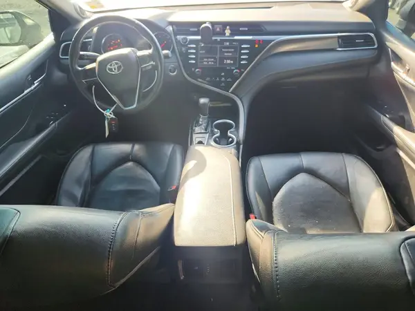 4T1B61HK4JU118285 2018 TOYOTA CAMRY - Image 8