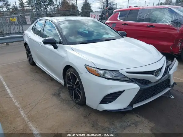 4T1B61HK4JU128492 2018 TOYOTA CAMRY - Image 1