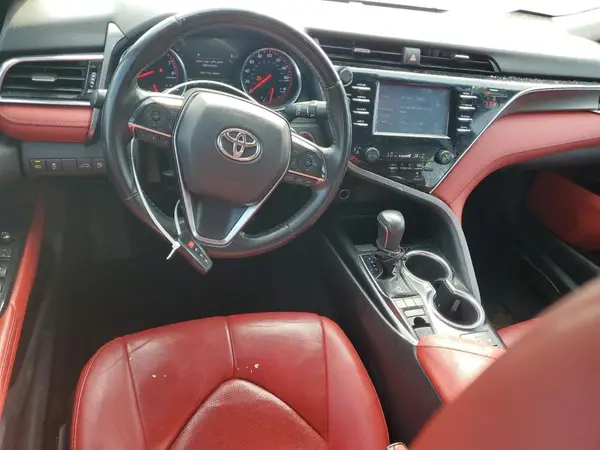 4T1B61HK4JU129173 2018 TOYOTA CAMRY - Image 8