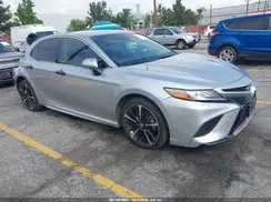 4T1B61HK4JU137404 2018 TOYOTA CAMRY
