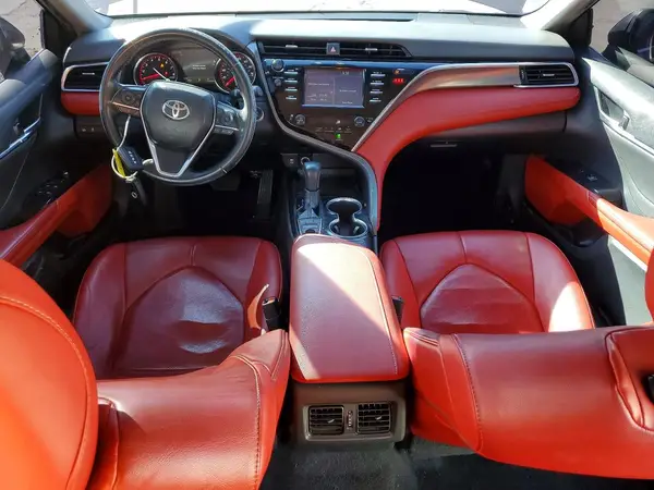 4T1B61HK4JU149147 2018 TOYOTA CAMRY - Image 8