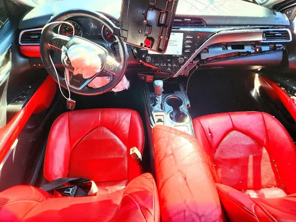 4T1B61HK4JU152551 2018 TOYOTA CAMRY - Image 8