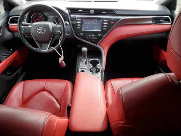 4T1B61HK4JU156731 2018 TOYOTA CAMRY - Image 8