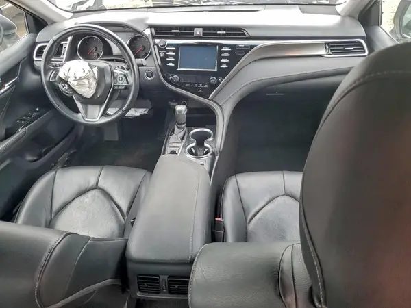 4T1B61HK4JU505984 2018 TOYOTA CAMRY - Image 8