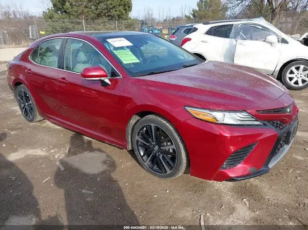 4T1B61HK4JU514491 2018 TOYOTA CAMRY - Image 1