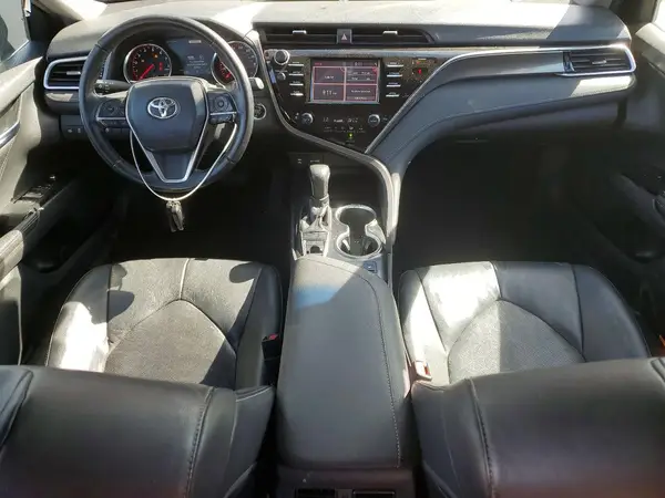 4T1B61HK4JU526981 2018 TOYOTA CAMRY - Image 8