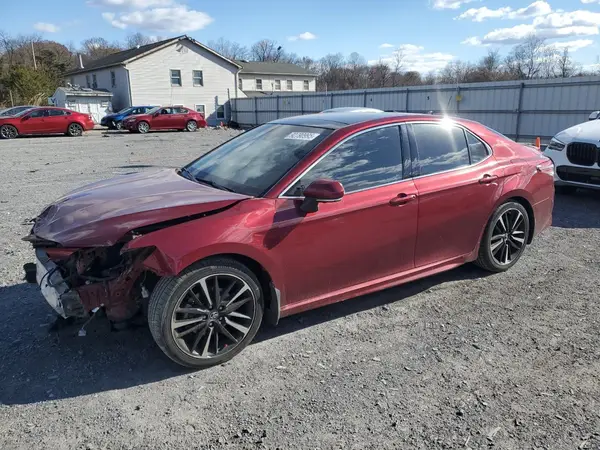 4T1B61HK4JU551850 2018 TOYOTA CAMRY - Image 1