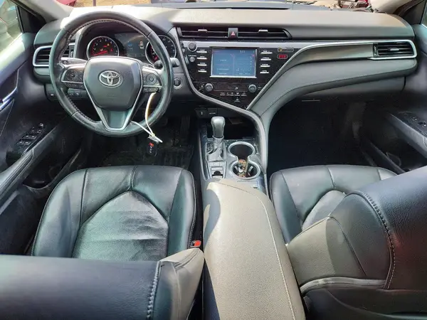 4T1B61HK4JU649597 2018 TOYOTA CAMRY - Image 8