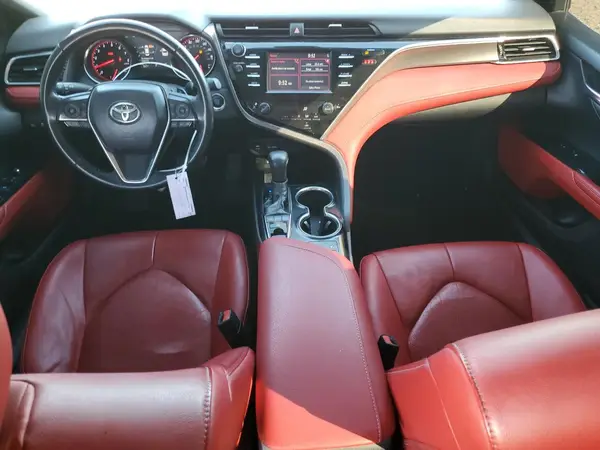 4T1B61HK4JU655514 2018 TOYOTA CAMRY - Image 8