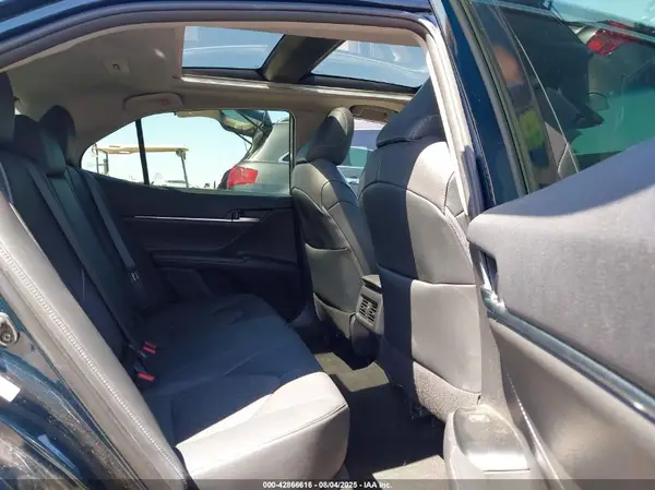 4T1B61HK4JU669798 2018 TOYOTA CAMRY - Image 8