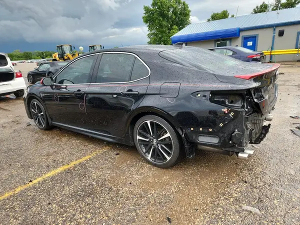 4T1B61HK4KU165169 2019 TOYOTA CAMRY - Image 2