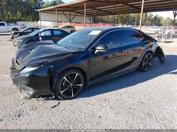 4T1B61HK4KU180738 2019 TOYOTA CAMRY - Image 2