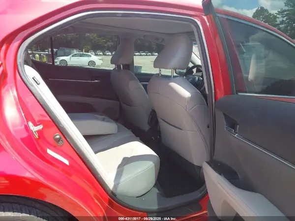 4T1B61HK4KU187849 2019 TOYOTA CAMRY - Image 8