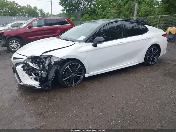 4T1B61HK4KU196079 2019 TOYOTA CAMRY - Image 2