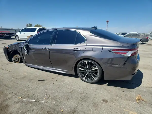 4T1B61HK4KU202558 2019 TOYOTA CAMRY - Image 2