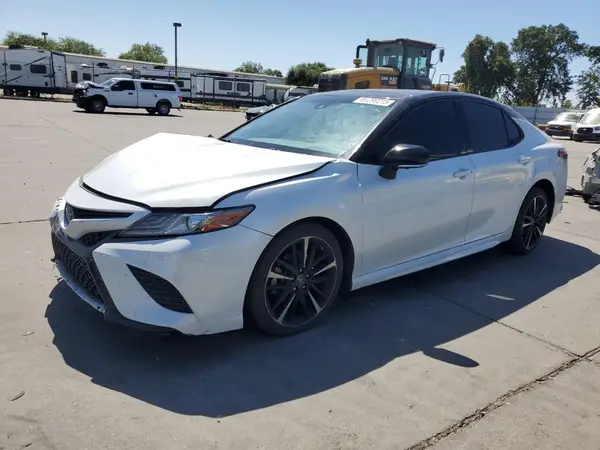 4T1B61HK4KU205766 2019 TOYOTA CAMRY - Image 1